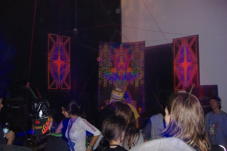goaway200616.jpg