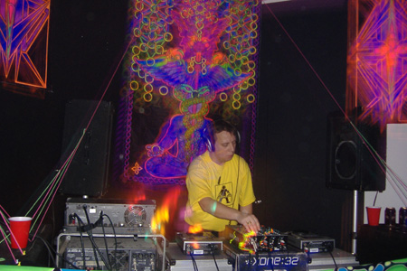 goaway200620.jpg